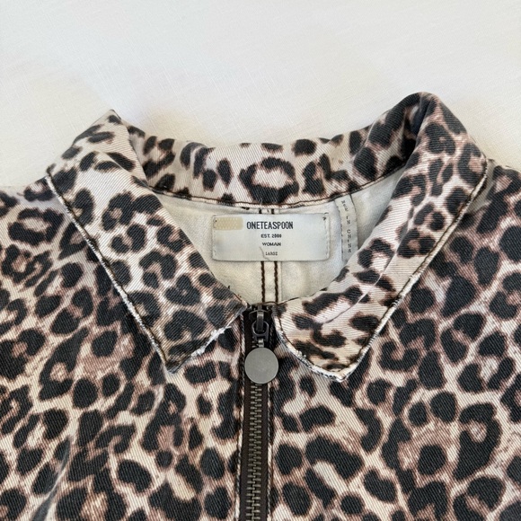 One Teaspoon Leopard Print Zip-Up Romper- women’s Large - Picture 6 of 11